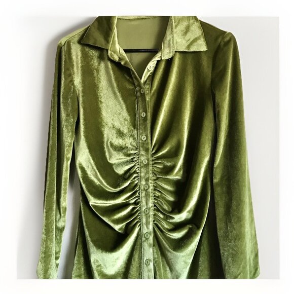 Green Velvet Ruched Button Down Mini Dress Size Medium - Picture 3 of 6